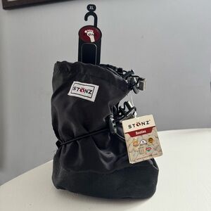 Stonz NWT Black XL Toddlers Winter Booties